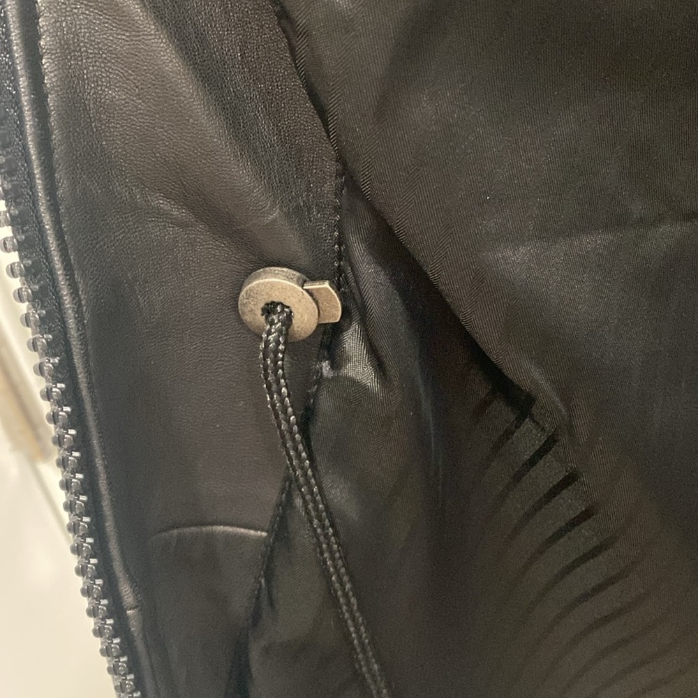 London Fog Quarter Length Leather Coat - Picture 3 of 10